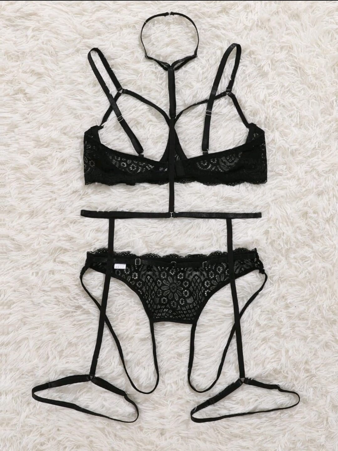 Ensemble de lingerie seins nu et sans entre-jambe