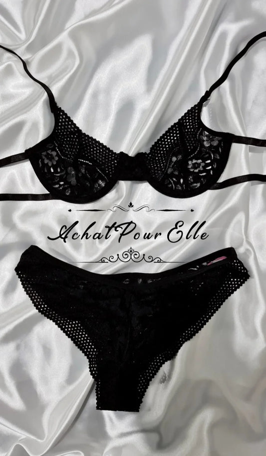 Ensemble de lingerie noir